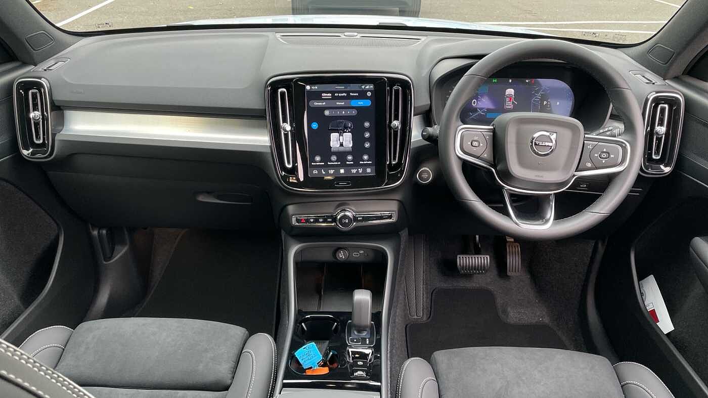 Used Volvo XC40 2025 for sale - 78035891: Photo 6