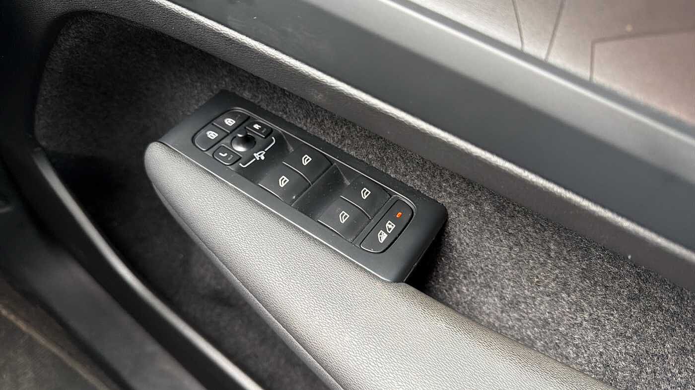 Used Volvo C40 2023 for sale - 78035910: Photo 25