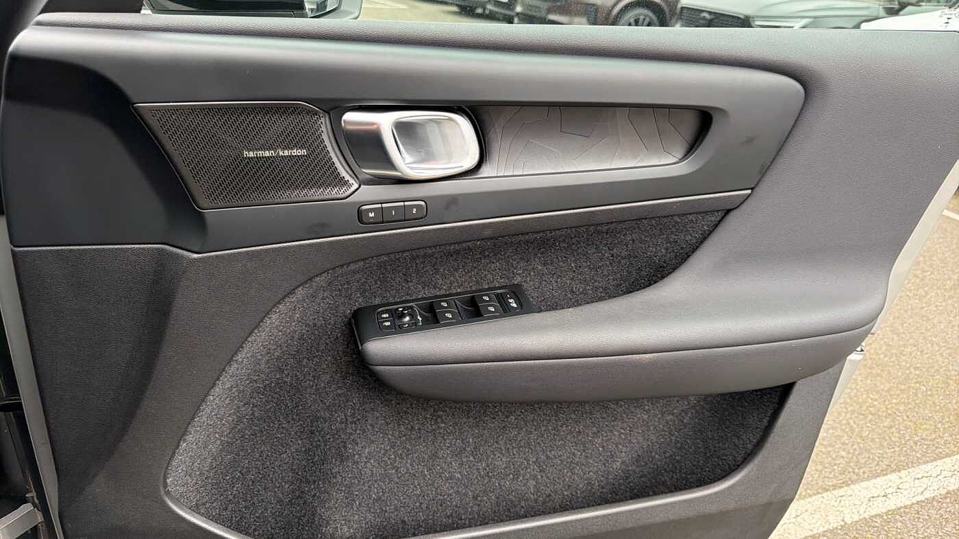 Used Volvo C40 2023 for sale - 78035910: Photo 29