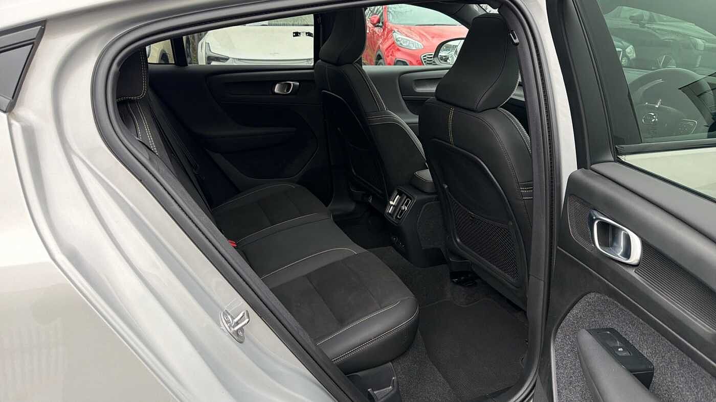 Used Volvo C40 2023 for sale - 78035910: Photo 8