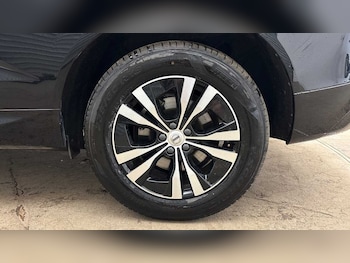 Used Volvo XC60 2025 for sale - 79405449: Photo