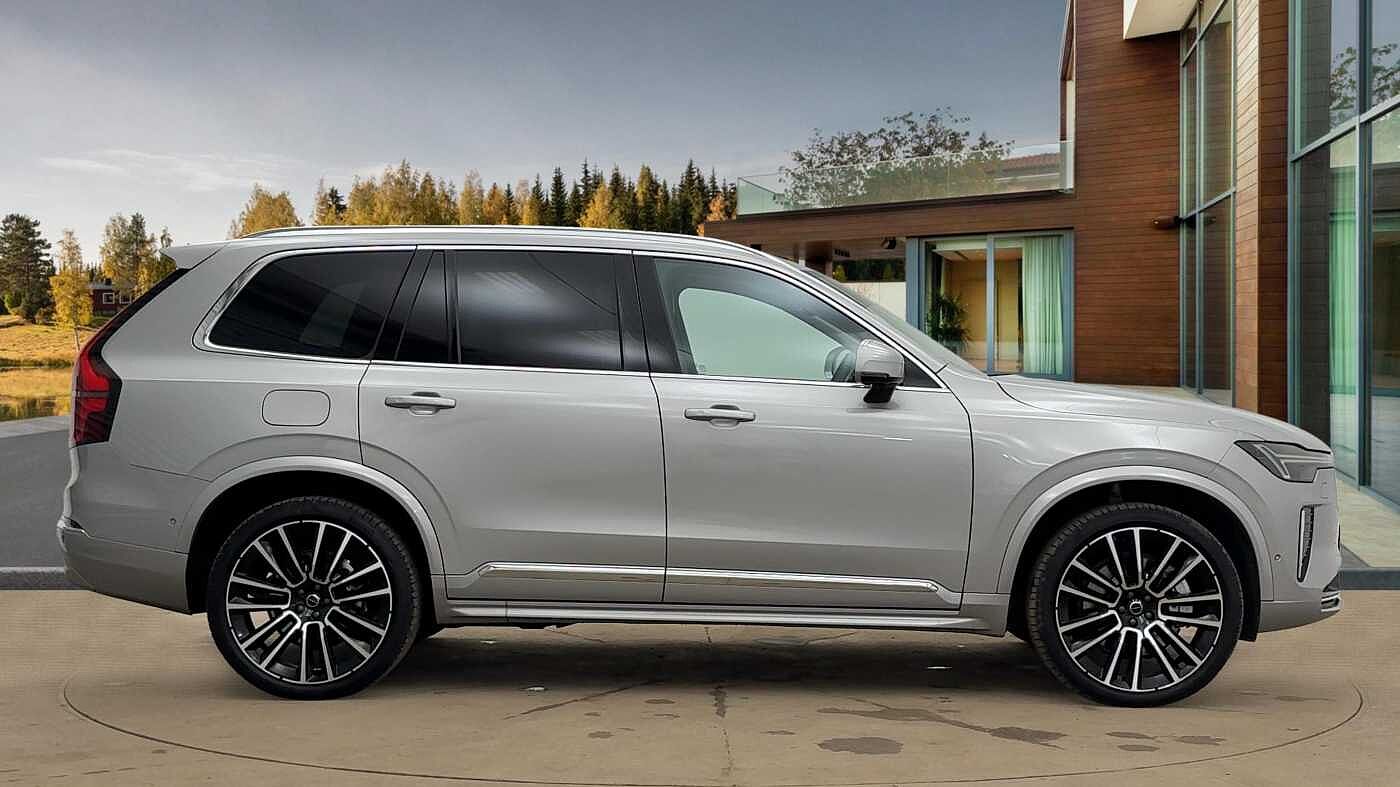 Used Volvo XC90 2025 for sale - 78035904: Photo 2