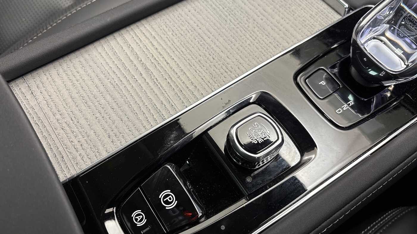 Used Volvo XC90 2025 for sale - 78035904: Photo 32