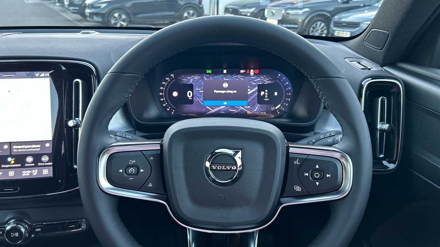 Used Volvo XC40 2025 for sale - 78035901: Photo 13