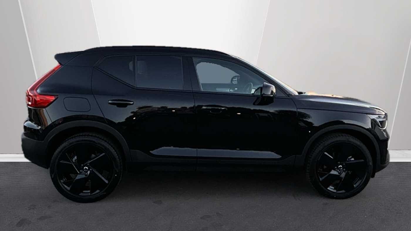 Used Volvo XC40 2025 for sale - 78035901: Photo 3