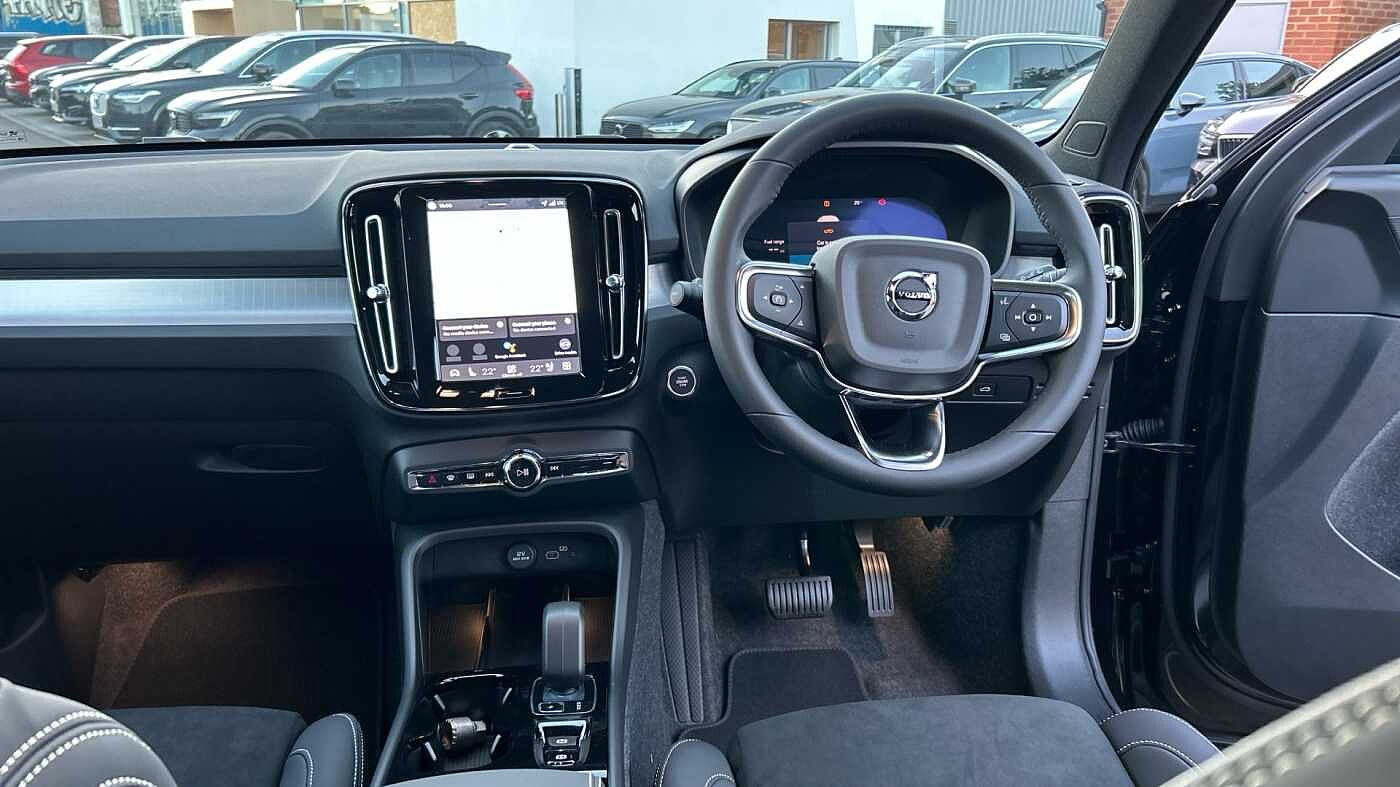 Used Volvo XC40 2025 for sale - 78035901: Photo 6