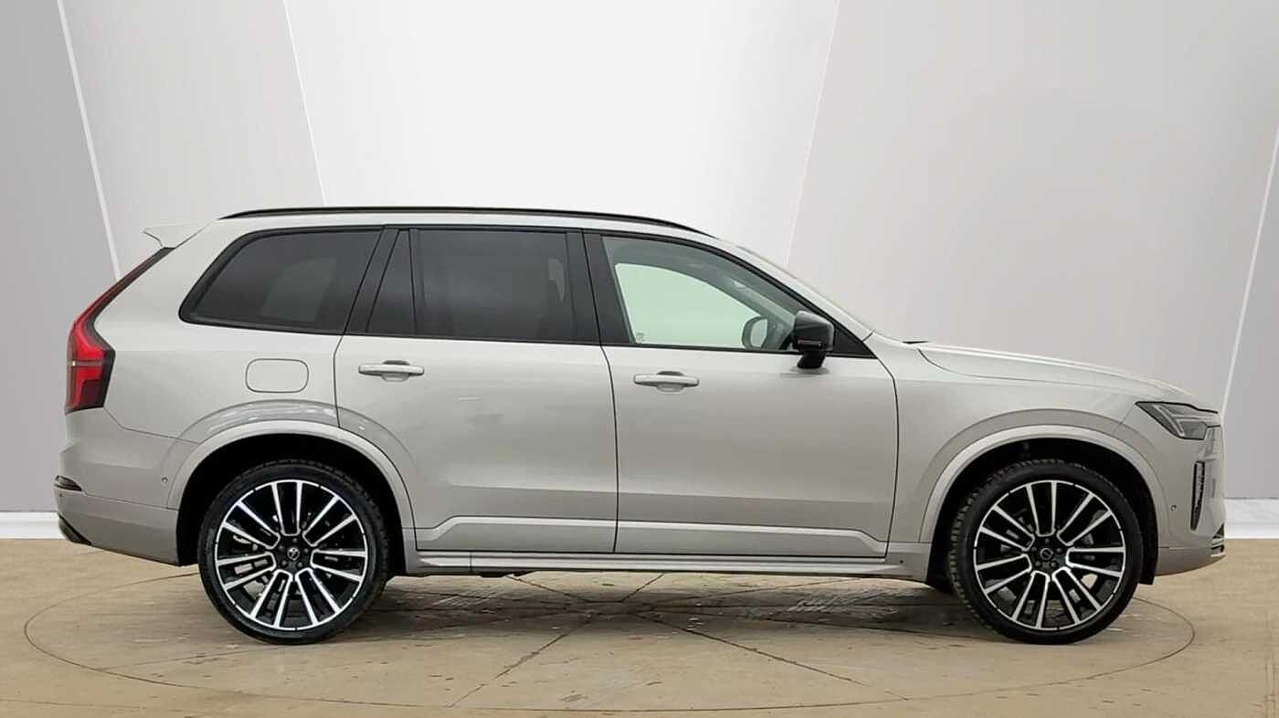 Used Volvo XC90 2025 for sale - 78035942: Photo 2