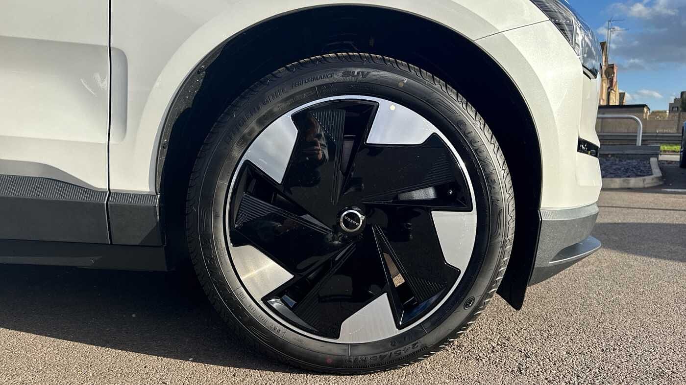 Used Volvo EX30 2025 for sale - 78035902: Photo 11