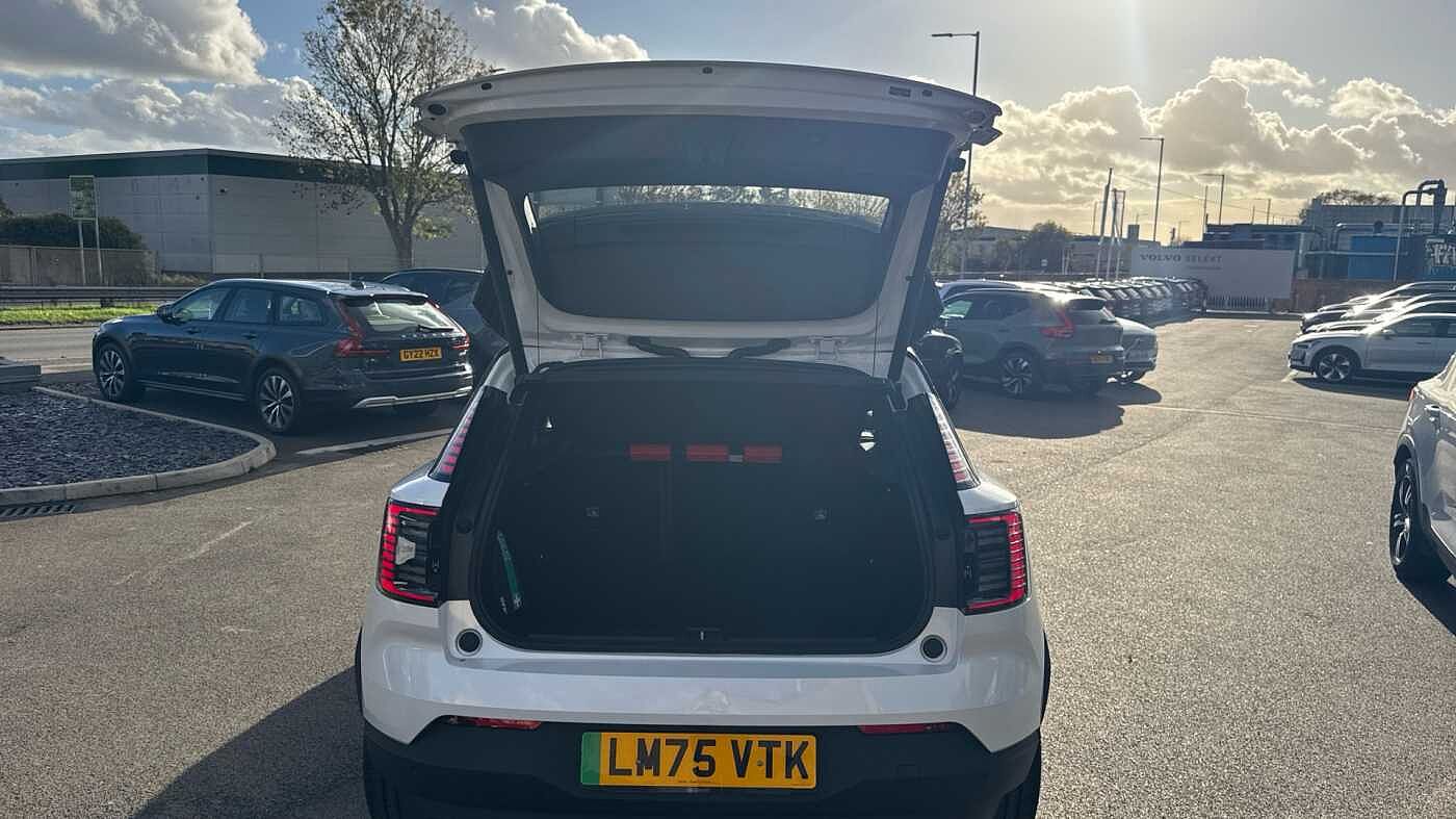 Used Volvo EX30 2025 for sale - 78035902: Photo 15