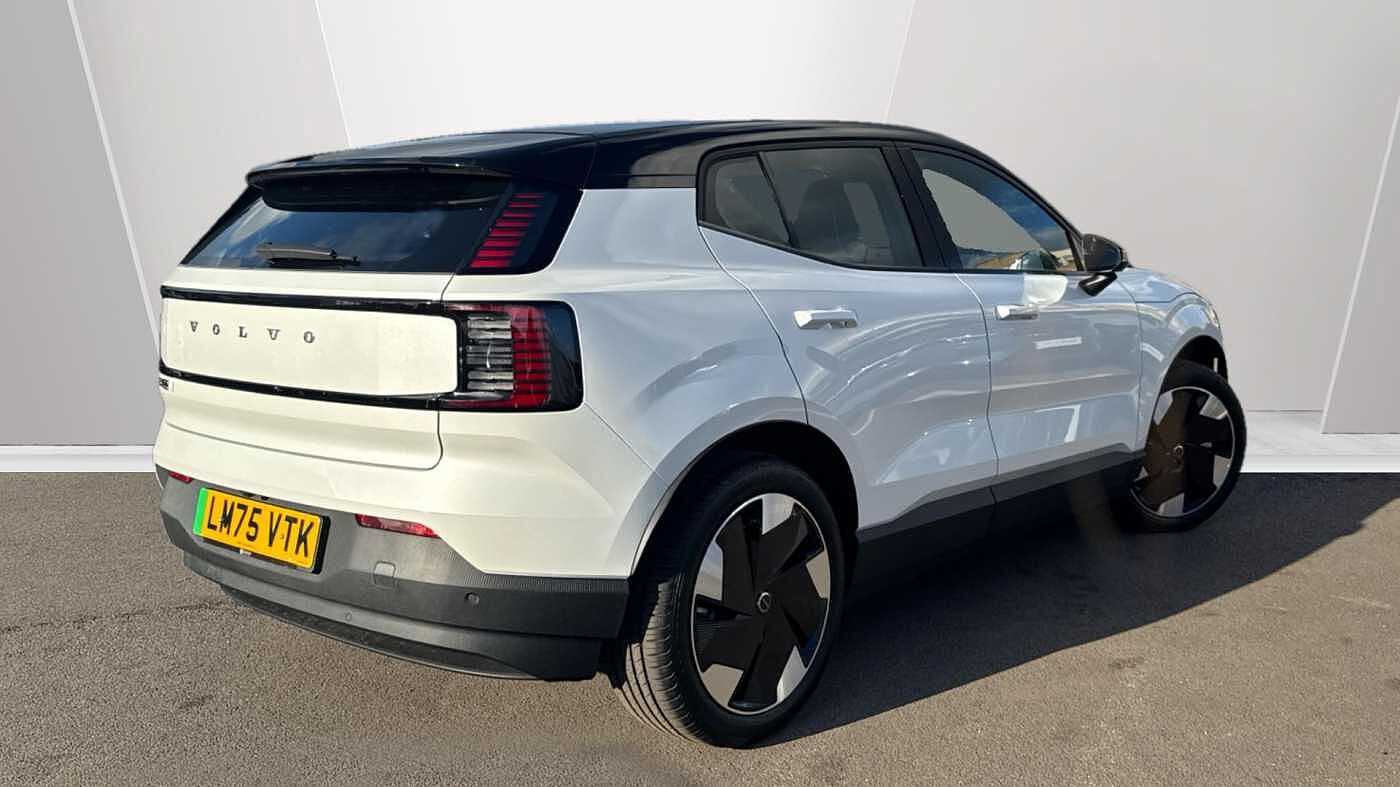 Used Volvo EX30 2025 for sale - 78035902: Photo 2