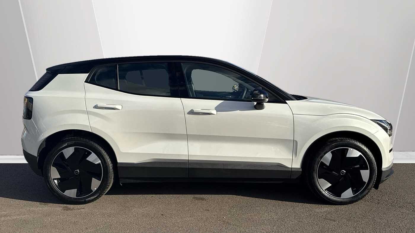 Used Volvo EX30 2025 for sale - 78035902: Photo 3