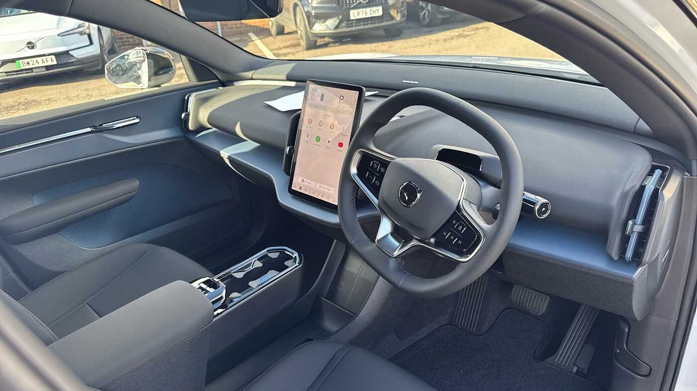 Used Volvo EX30 2025 for sale - 78035902: Photo 5