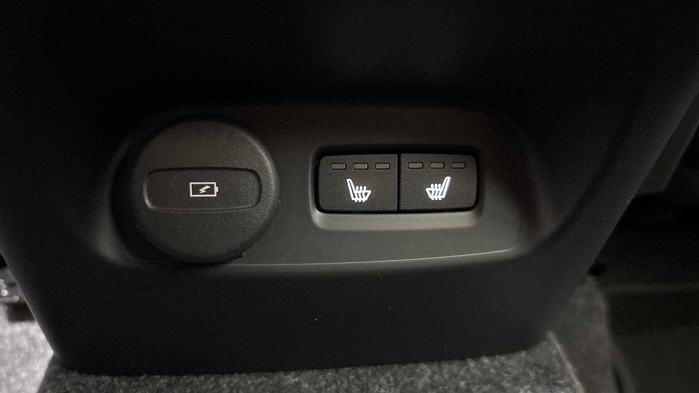 Used Volvo XC40 2024 for sale - 78035892: Photo 17