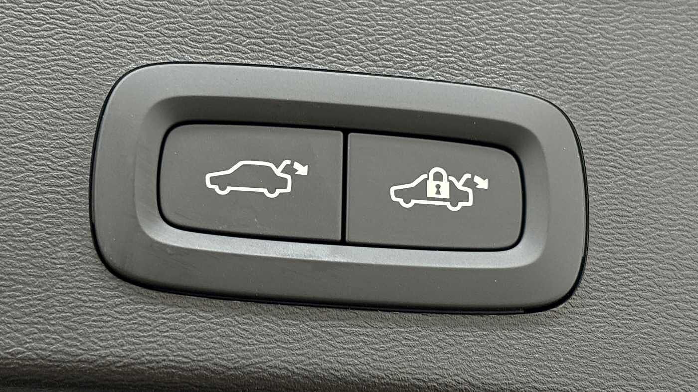 Used Volvo XC40 2024 for sale - 78035892: Photo 19