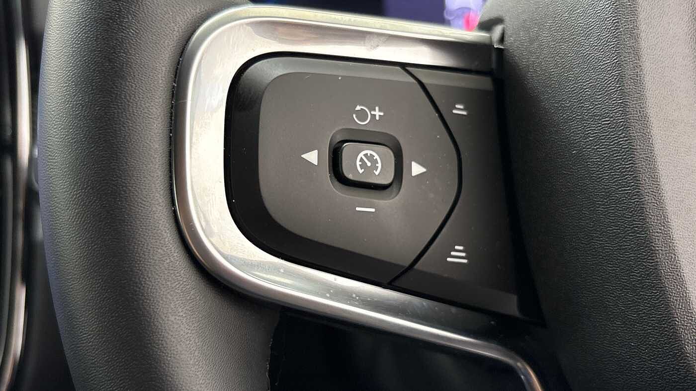 Used Volvo XC40 2024 for sale - 78035892: Photo 31