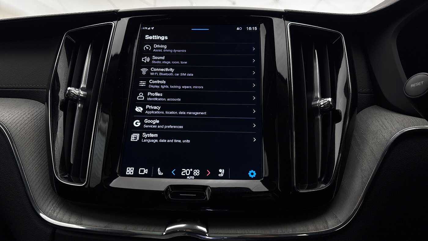 Used Volvo XC60 2025 for sale - 78035916: Photo 35