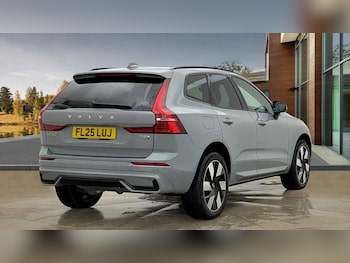 Used Volvo XC60 2025 for sale - 78035916: Photo