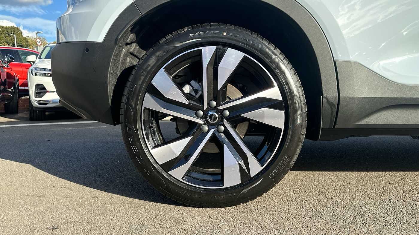 Used Volvo XC40 2025 for sale - 78035899: Photo 11