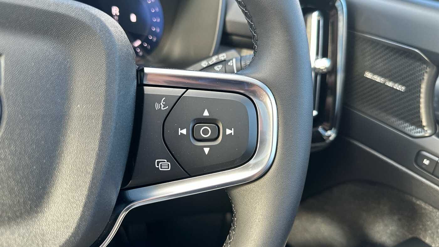 Used Volvo XC40 2025 for sale - 78035899: Photo 24