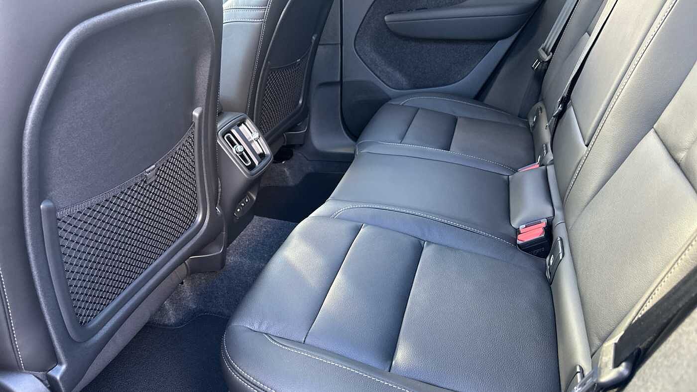 Used Volvo XC40 2025 for sale - 78035899: Photo 35