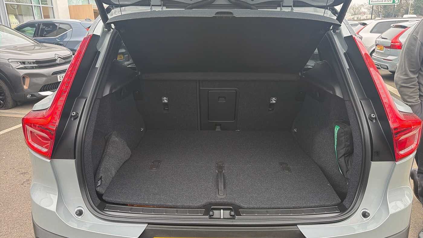 Used Volvo XC40 2026 for sale - 78035913: Photo 15