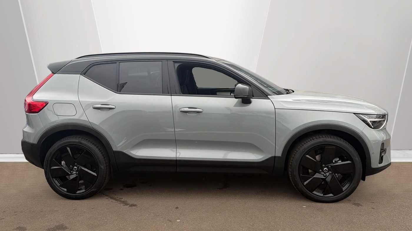 Used Volvo XC40 2026 for sale - 78035913: Photo 3