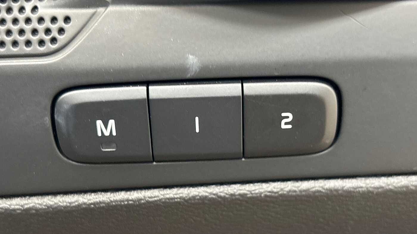 Used Volvo XC40 2024 for sale - 78035890: Photo 25