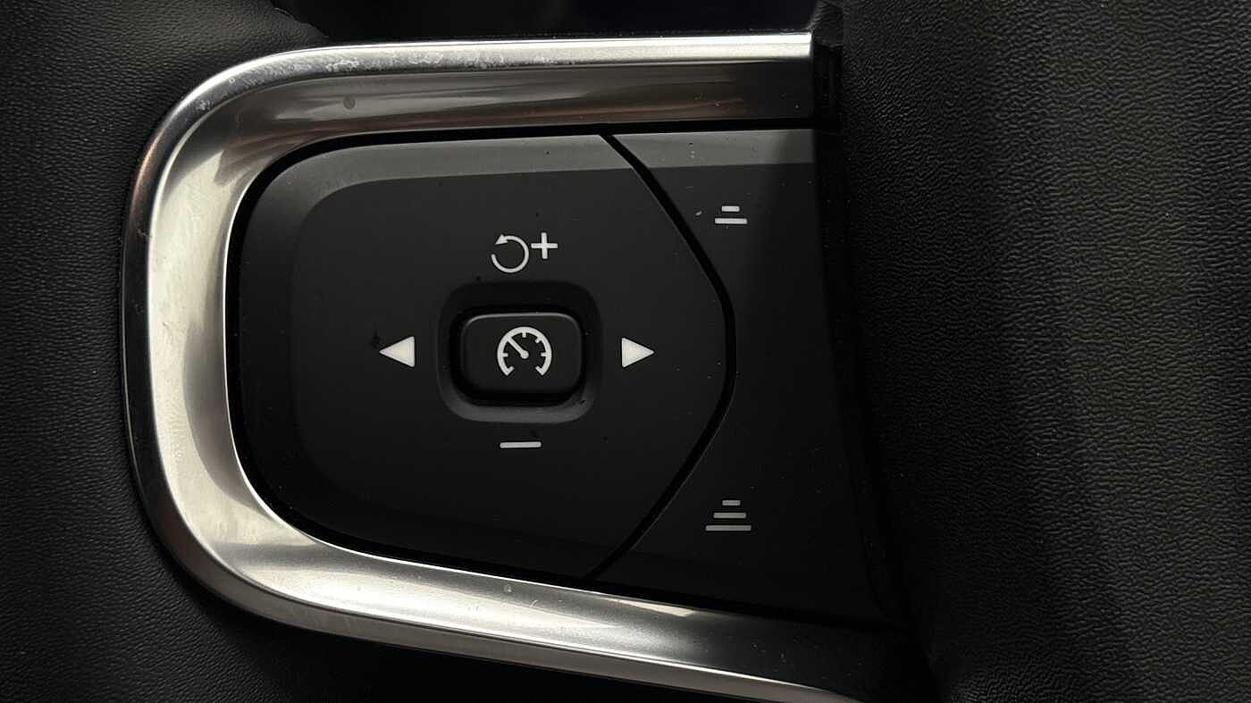 Used Volvo XC40 2024 for sale - 78035890: Photo 30