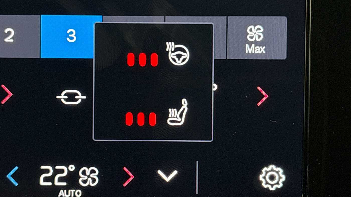 Used Volvo XC40 2024 for sale - 78035890: Photo 40