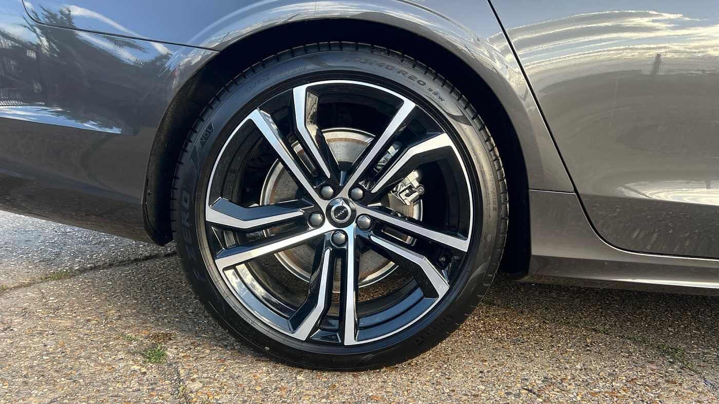 Used Volvo V90 2025 for sale - 78035889: Photo 11