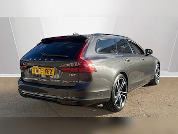 Used Volvo V90 2025 for sale - 78035889: Photo