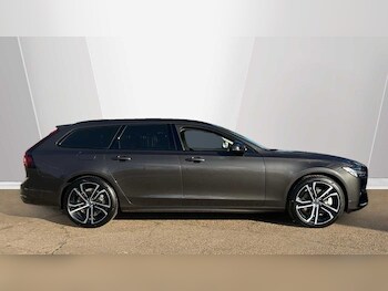 Used Volvo V90 2025 for sale - 78035889: Photo