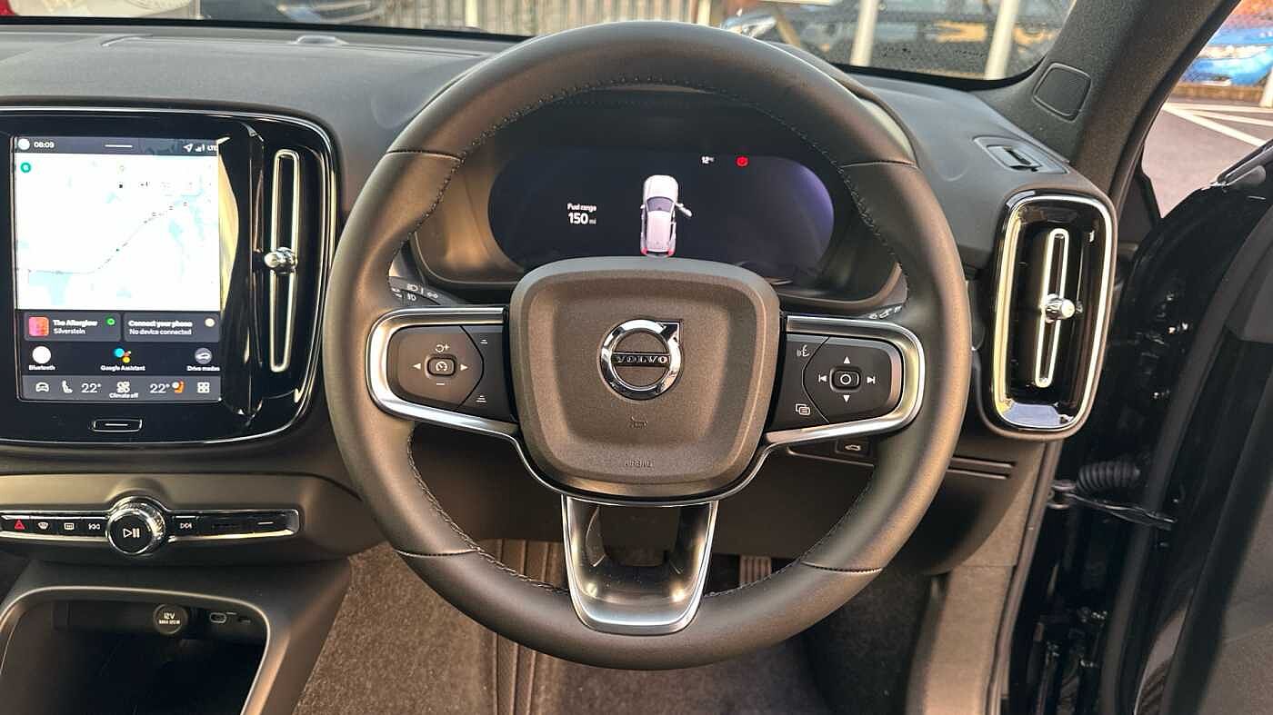 Used Volvo XC40 2025 for sale - 78035897: Photo 12