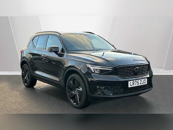Used Volvo XC40 2025 for sale - 78035897: Photo