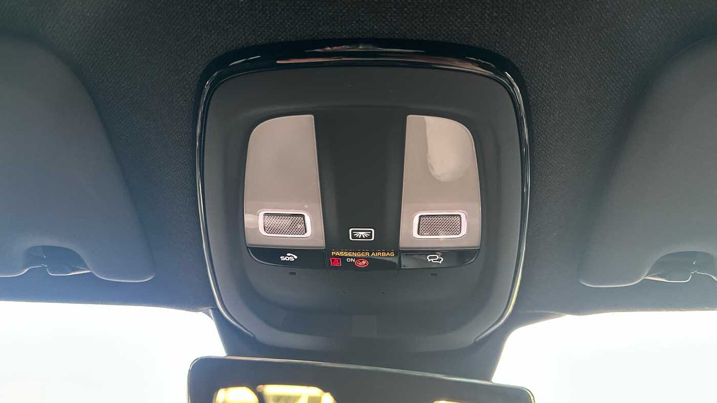 Used Volvo XC40 2025 for sale - 78035897: Photo 29