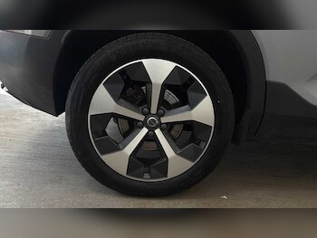 Used Volvo XC40 2025 for sale - 78827925: Photo