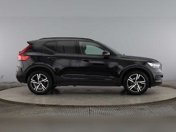 Used Volvo XC40 2021 for sale - 79537402: Photo
