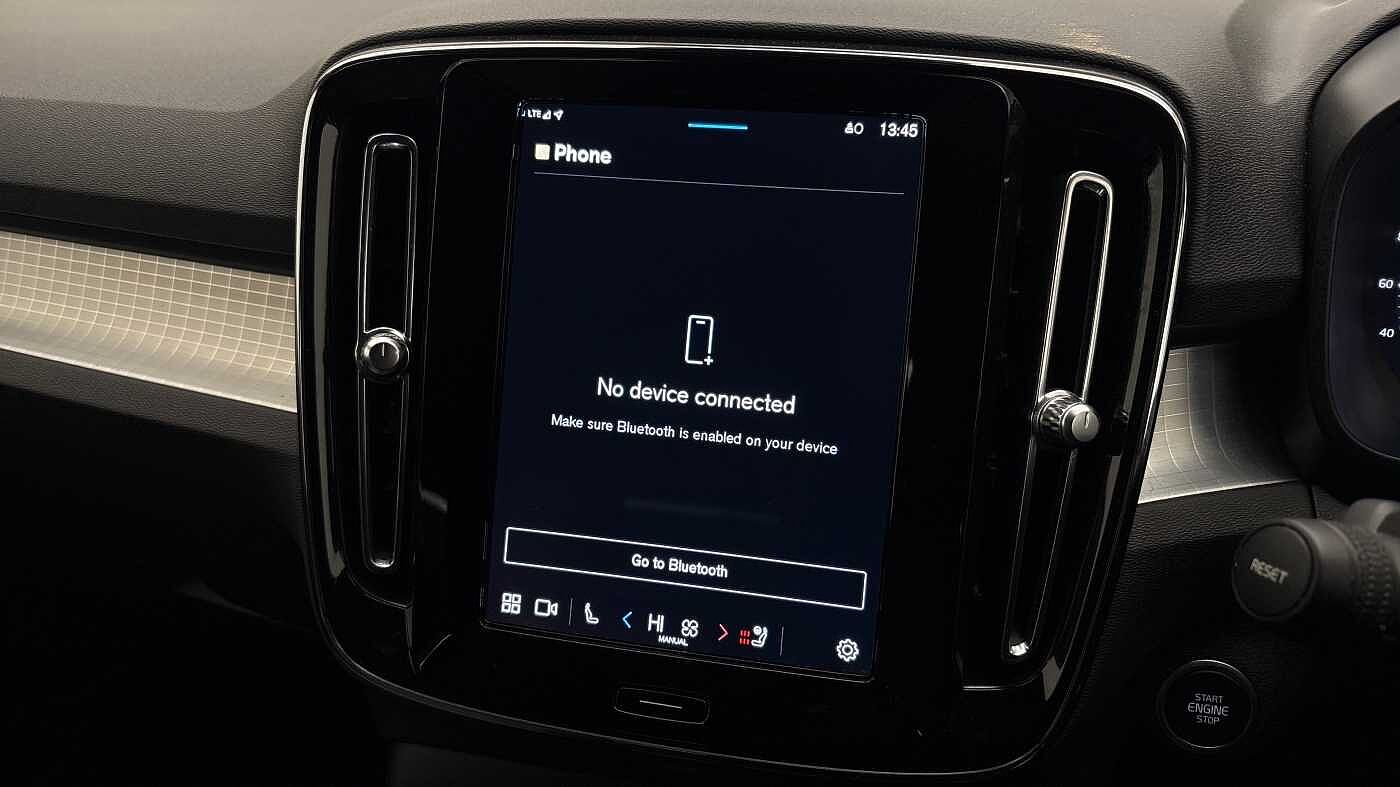 Used Volvo XC40 2023 for sale - 78035932: Photo 37