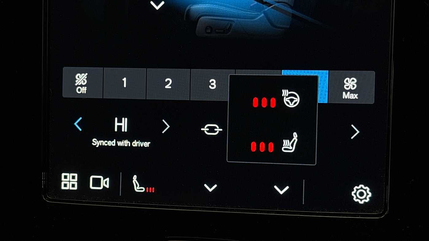 Used Volvo XC40 2023 for sale - 78035932: Photo 40