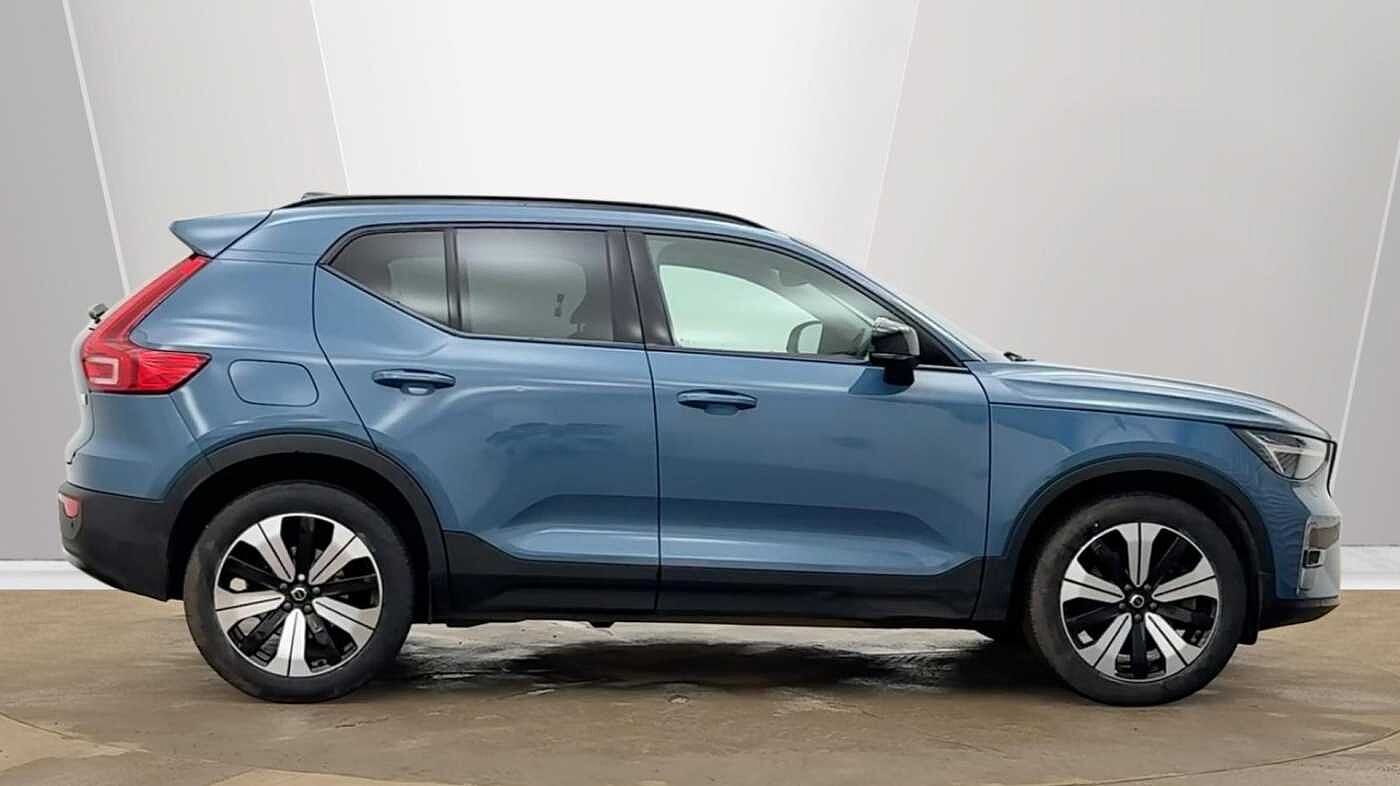 Used Volvo XC40 2022 for sale - 78035952: Photo 2