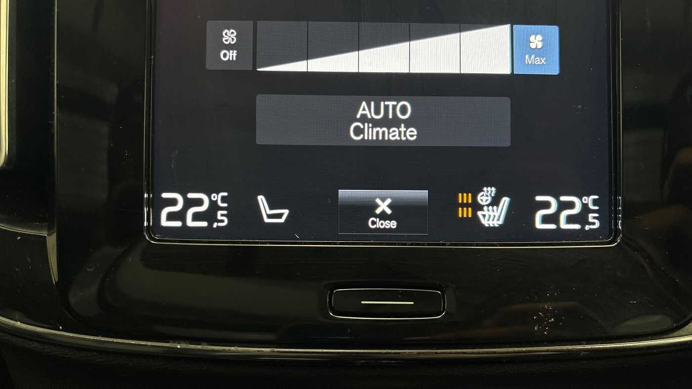 Used Volvo XC40 2022 for sale - 78035952: Photo 40