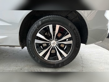 Used Volvo XC60 2023 for sale - 79503089: Photo
