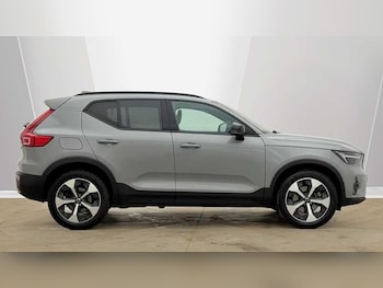 Used Volvo XC40 2025 for sale - 78736285: Photo
