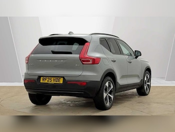 Used Volvo XC40 2025 for sale - 78736285: Photo