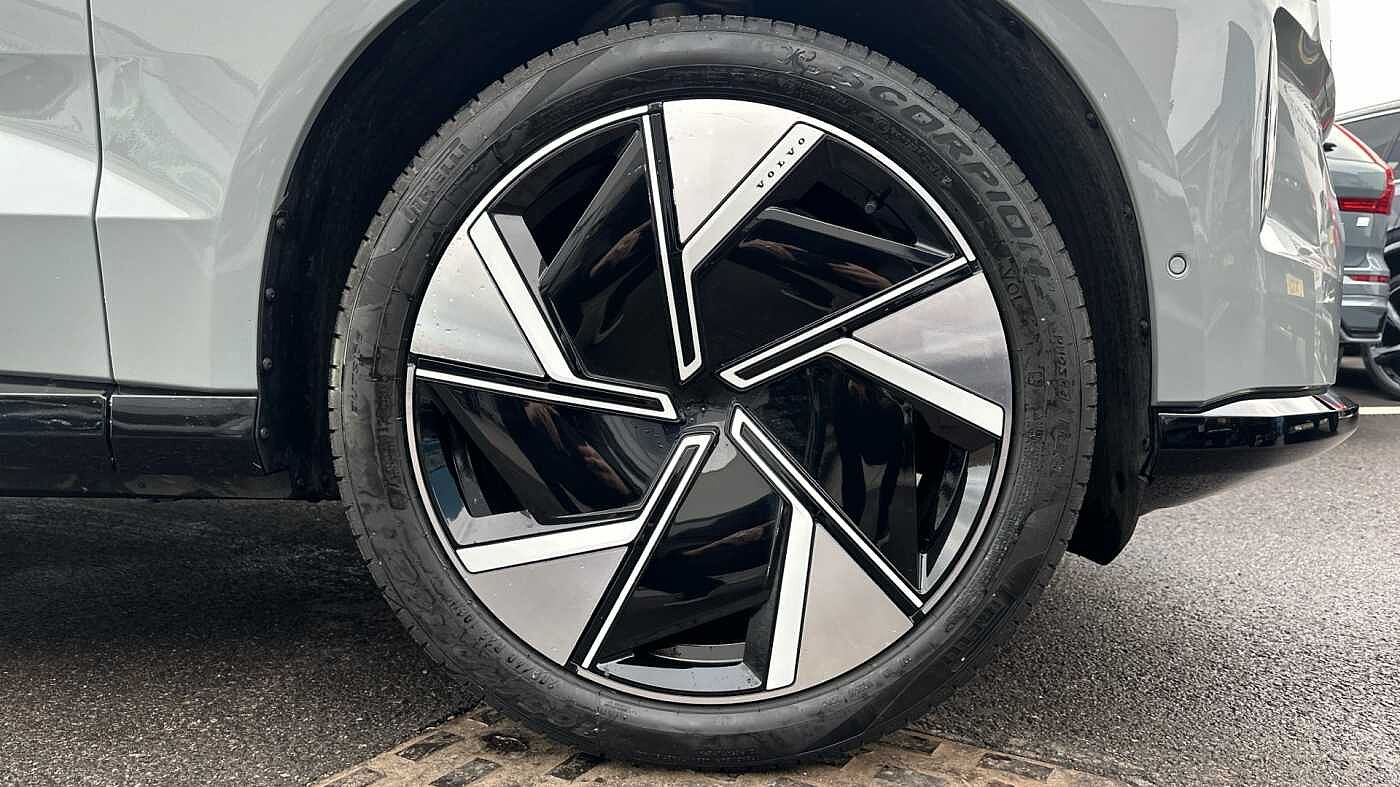 Used Volvo EX90 2025 for sale - 78035917: Photo 11