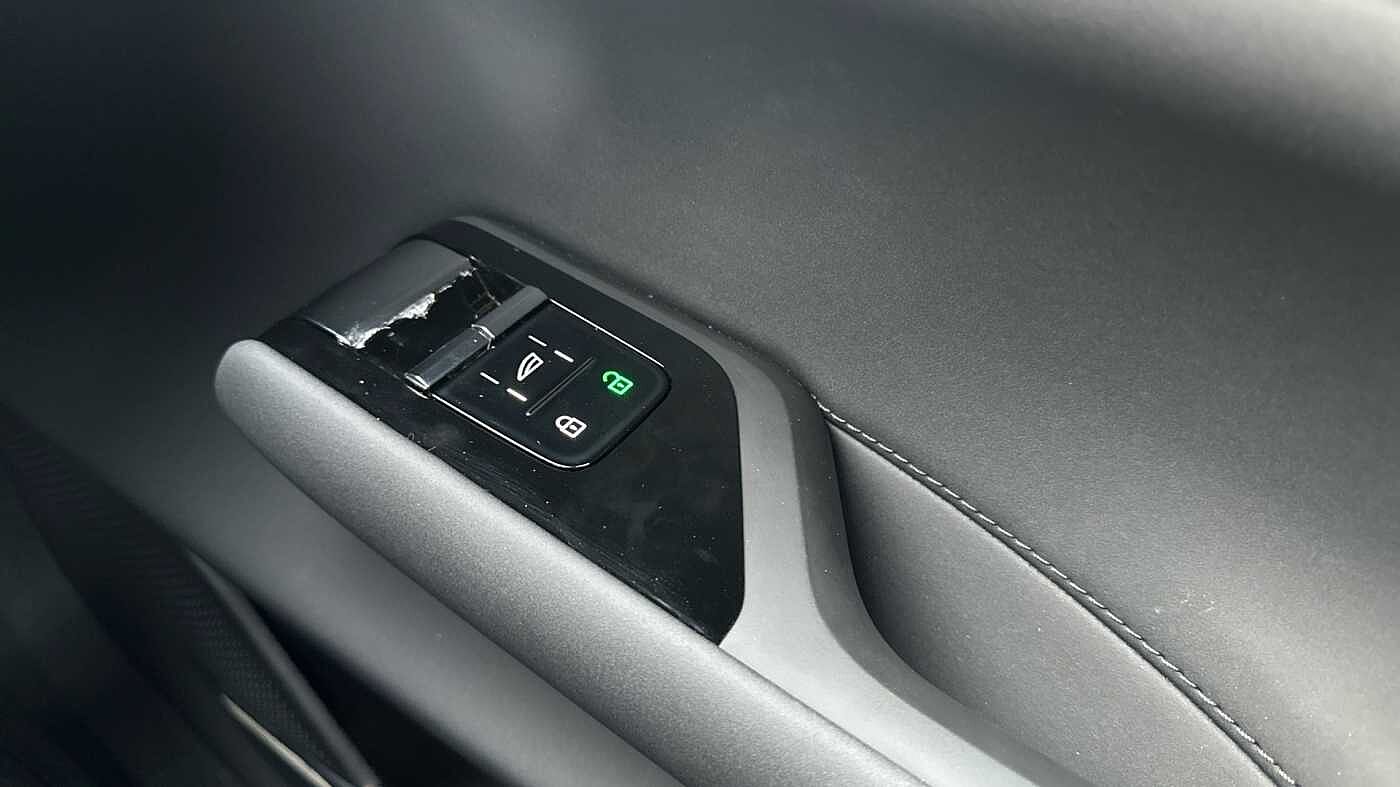 Used Volvo EX90 2025 for sale - 78035917: Photo 25