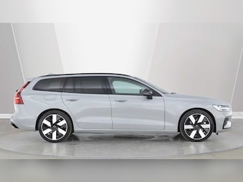 Used Volvo V60 2025 for sale - 79317854: Photo