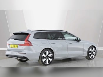Used Volvo V60 2025 for sale - 79317854: Photo