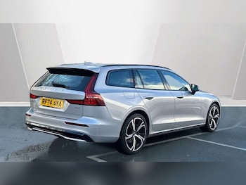 Used Volvo V60 2025 for sale - 78035923: Photo