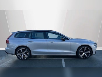Used Volvo V60 2025 for sale - 78035923: Photo